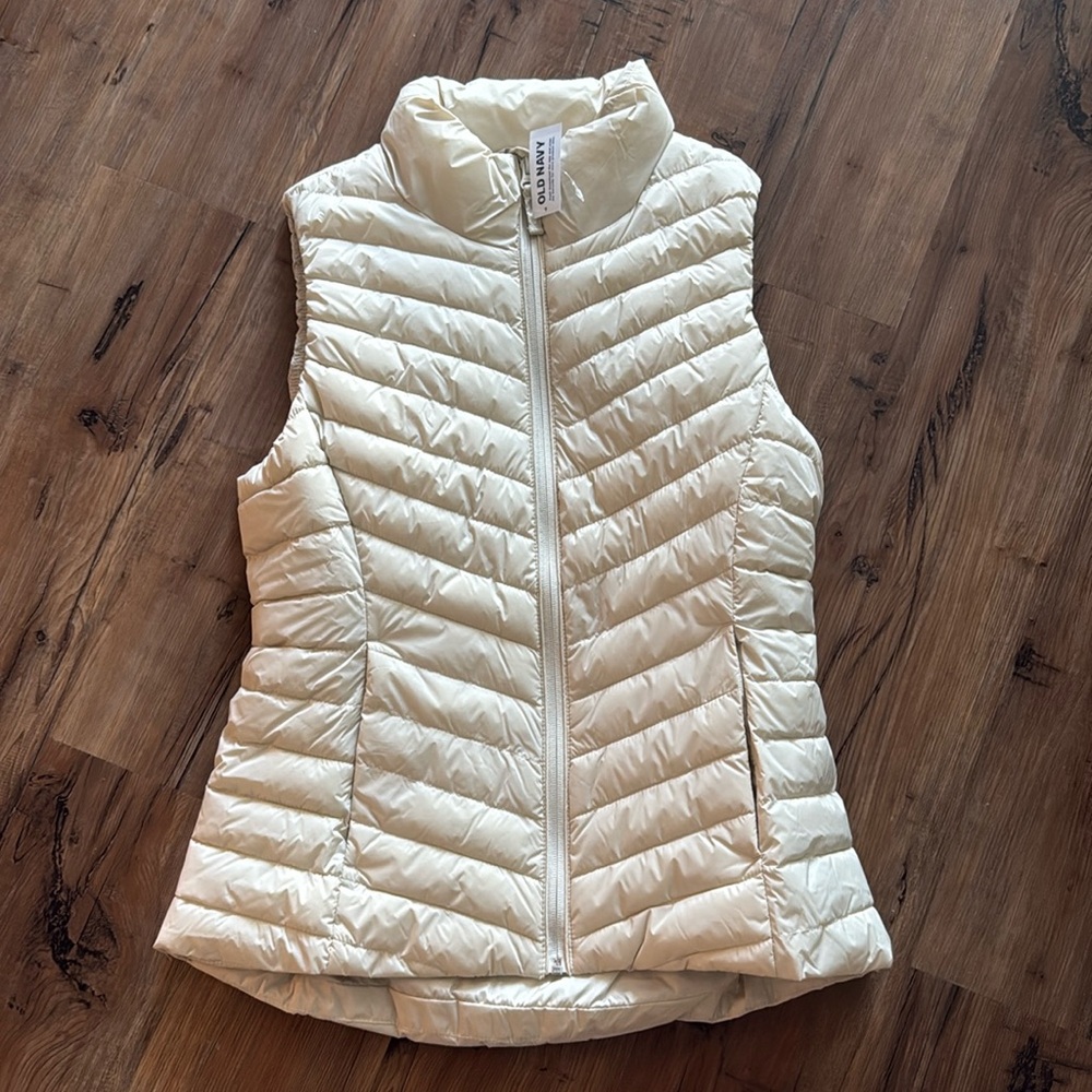 Old Navy Active Cream Vest